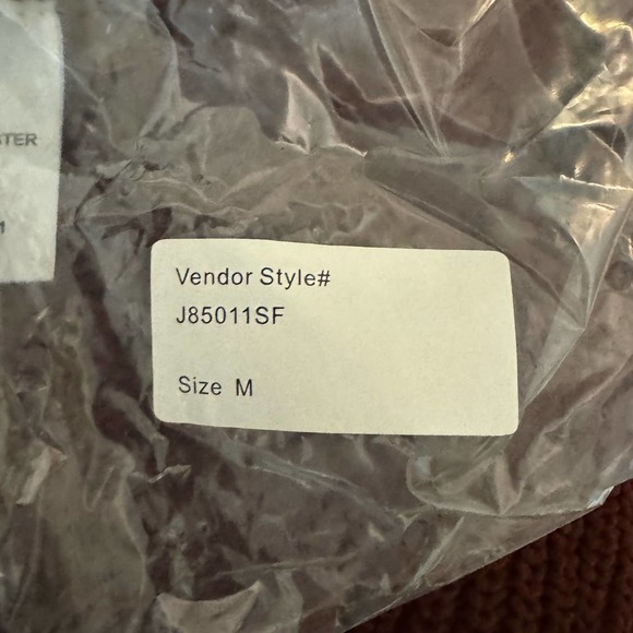 Love Ellie Burgundy Anna Pointelle Detail Cardigan Sweater NWT Size Medium - Picture 9 of 9